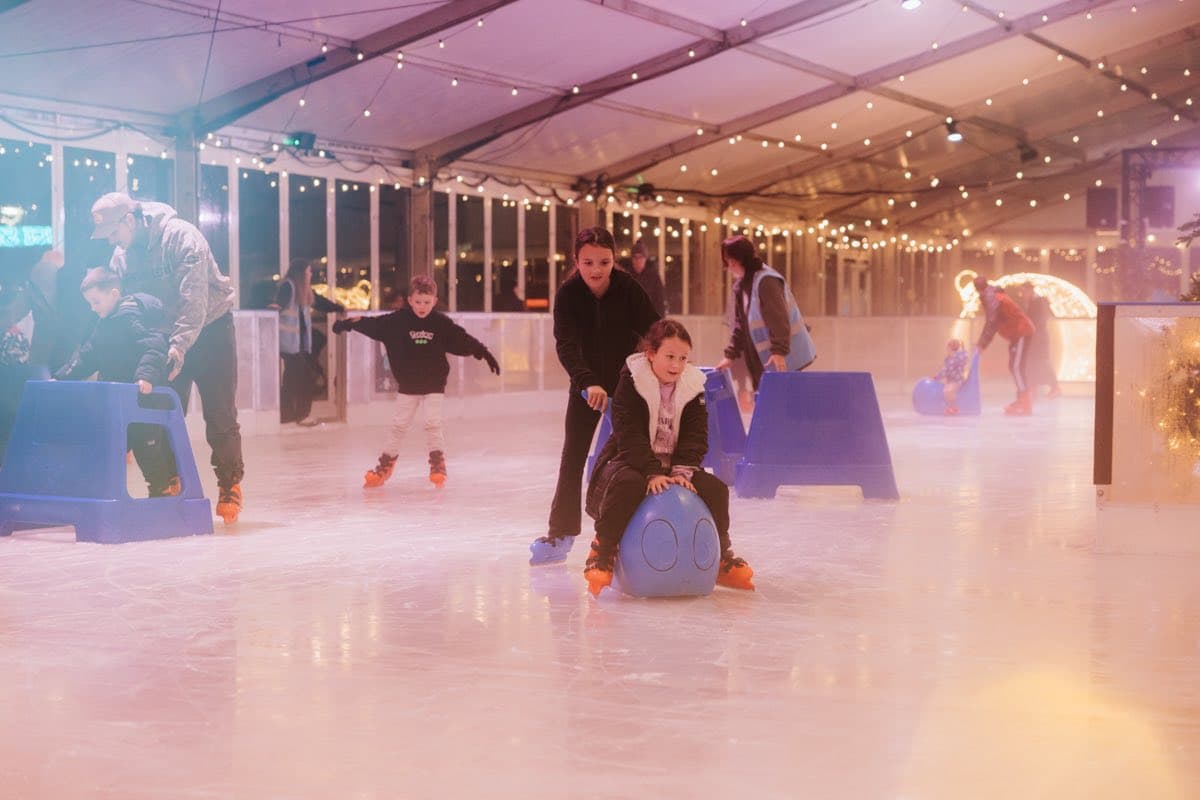Skating 1